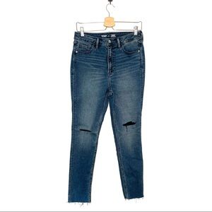 Old Navy | Super High Rise Rockstar Super Skinny Secret Slim Pockets Jeans